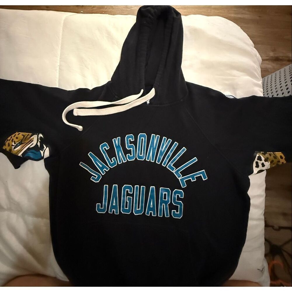 JACKSONVILLE JAGUARS HOODIE- size SMALL